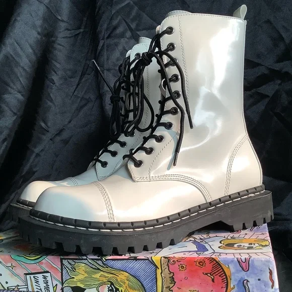 NIB Jeffrey Campbell Boots - Picture 6 of 9